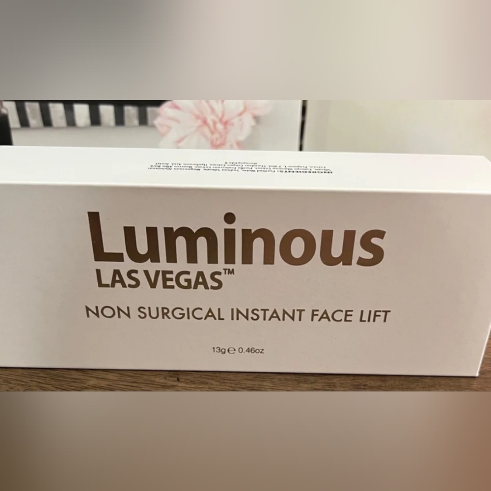 Luminess Las Vegas Instant Face Lift - White and Brown